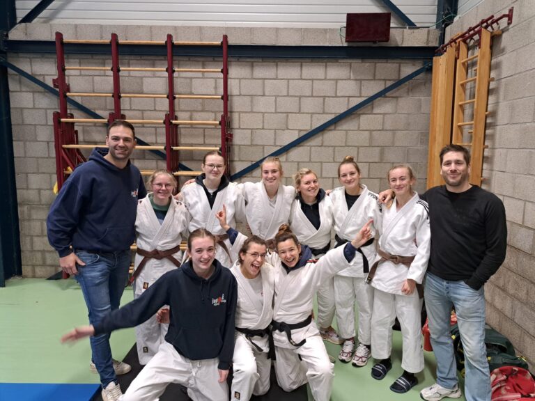 Damesploeg weekend 1